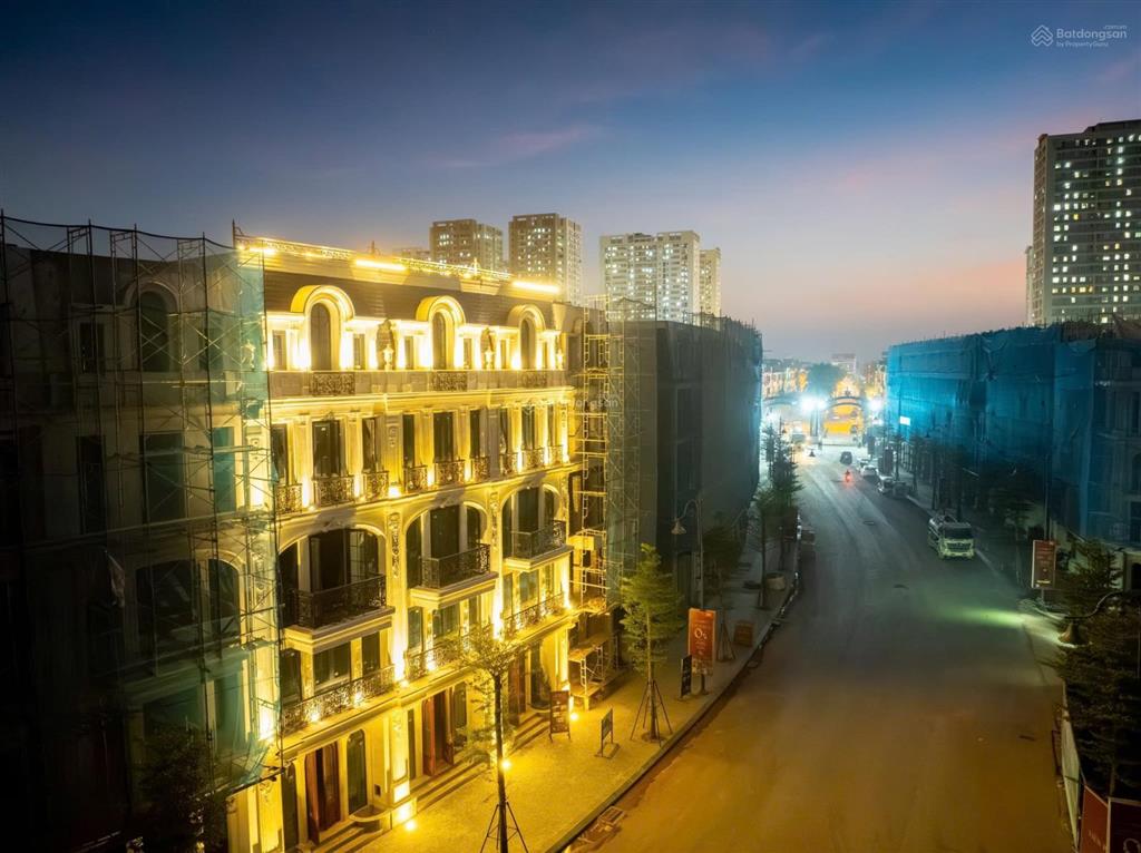 Căn góc shophouse noble palace tây thăng long bằng giá căn liền kề trong dãy tổng chi phí 14,3 tỷ