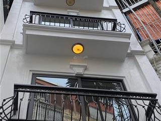 Bán nhà phân lô đền lừ 63/70m 5 tầng thang máy 14,8 tỷ oto đỗ cửa   0382 829 ***