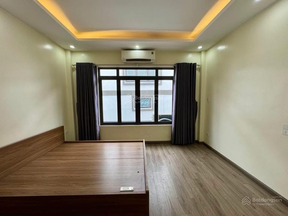 Bán nhà phân lô đền lừ 63/70m 5 tầng thang máy 14,8 tỷ oto đỗ cửa   0382 829 ***