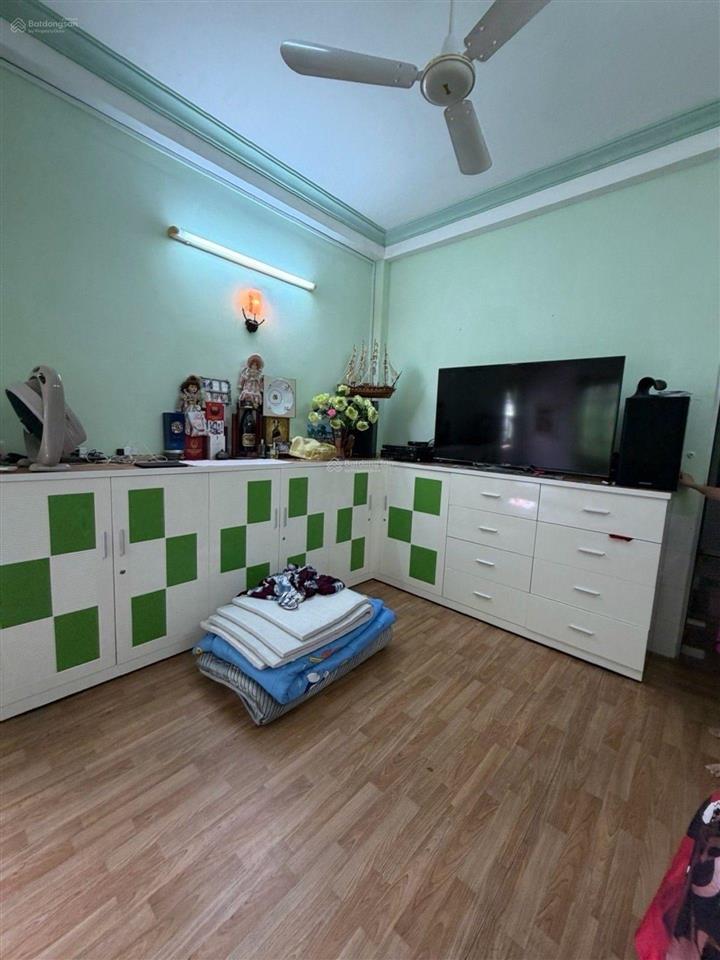Q6 ngay chợ phú lâm tiện ích sầm uất  3 tầng btct 4pn  chỉ 6,1 tỏi