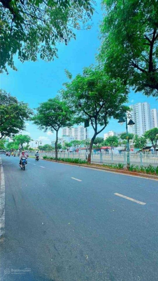 Mặt tiền quận 6 lề 2m  4 pn  kinh doanh sầm uất 4 tầng btct chỉ 7.1 tỷ