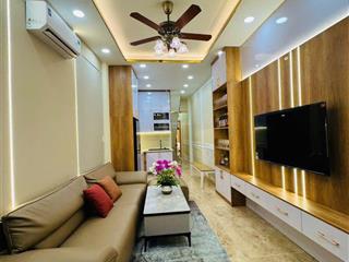 Hẻm ô tô thông lạc long quân giáp quận 11 3 pn full nội thất cao cấp 2 tầng chỉ 5 t.ỷ .