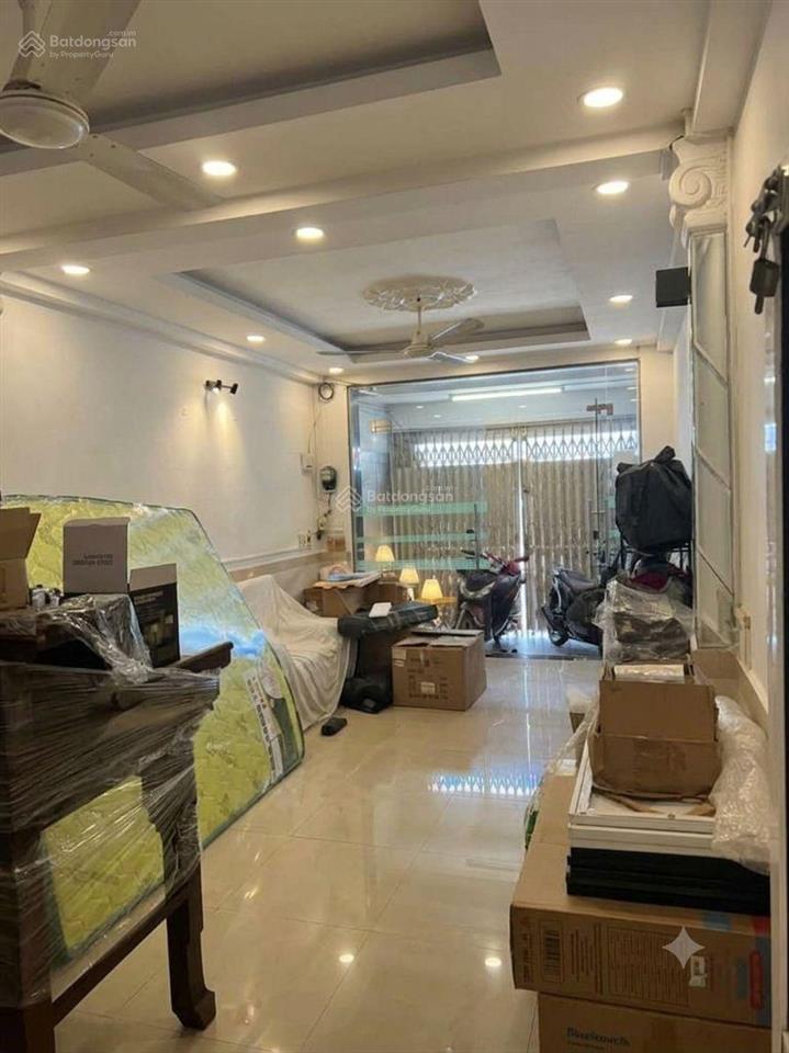 Mặt tiền bến phú lâm  quận 6  đối diện trường  kinh doanh đỉnh  chỉ 6,1 tỷ