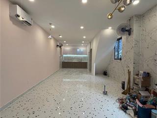 Nhà mặt tiền lê hồng phong  quận 5 chỉ 8 tỷ  (4,3 x 11m)  2 tầng  2pn lớn, sổ nở hậu tài lộc