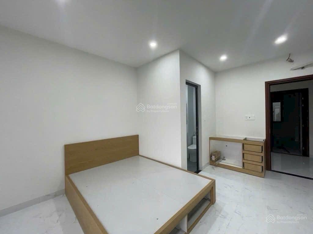 Nhà mới ngay vòng xoay lê đại hành q11  hẻm xe hơi dòng tiền 18tr/ tháng nội thất xịn xò
