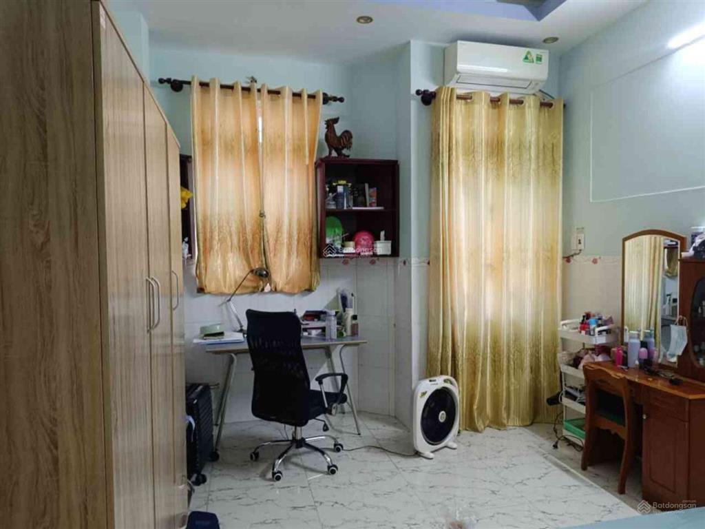 Hàn hải nguyên q11 4 tầng btct 5pn chỉ 1 căn ra ô tô đỗ  giá 7,x tỷ tl