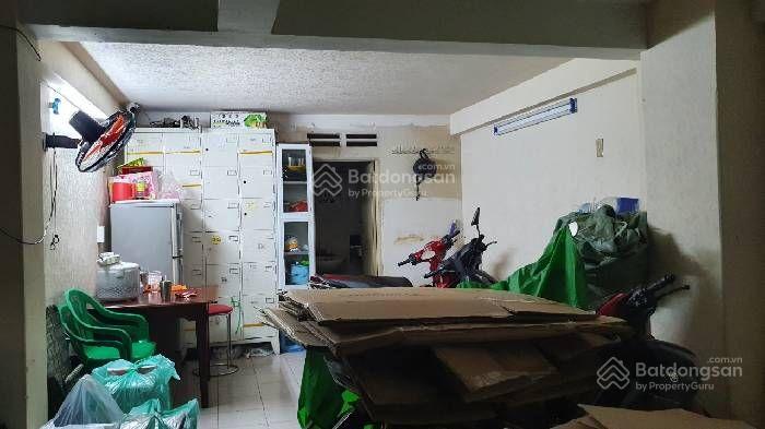 Trần hưng đạo  q 5  hẻm xe hơi dòng tiền 17 triệu/tháng