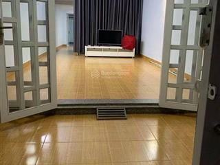 Nhà hẻm 7m ô tô ngủ trong nhà, quận 11 gần vòng xoay lê đại hành  chỉ 8,3 tỷ.