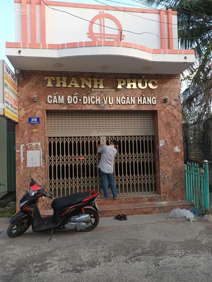 Bán nhà riêng tại xã long cách biển 1km, lô góc 4 mặt tiền diện tích 66,6m2 full thổ cư.