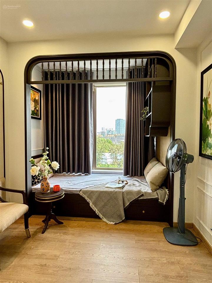 Hot bán căn hộ midtown the peak  m8 phú mỹ hưng 03 pn
