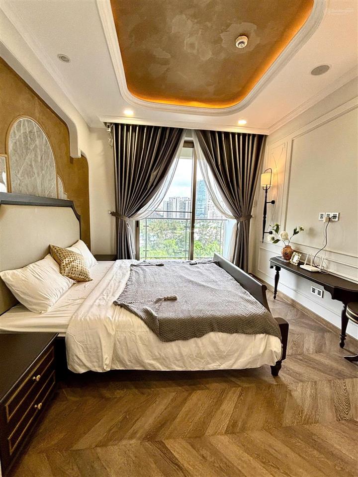 Hot bán căn hộ midtown the peak  m8 phú mỹ hưng 03 pn