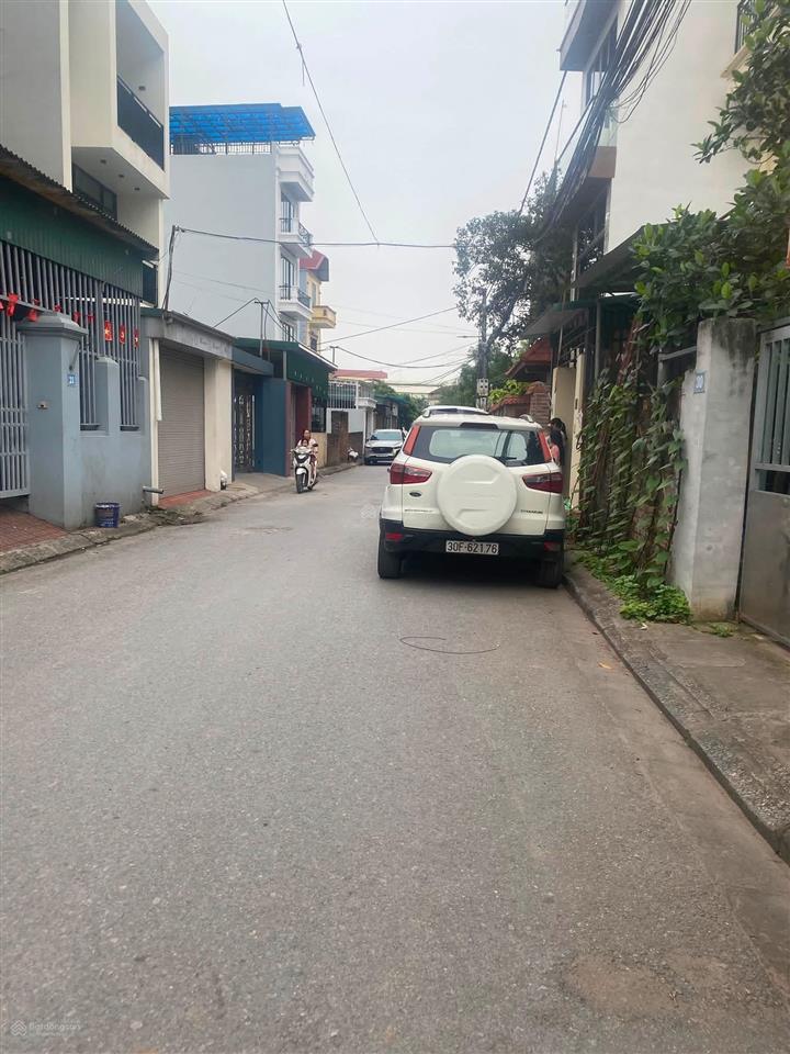 Không phải nơi để ở  nhà là nơi để về  6 tỷ hơn  view hồ  ô tô tránh trước nhà  gia lâm