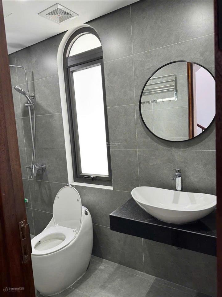 Gia lâm  cô nga cần tiền kinh doanh bán gấp căn nhà tự xây tâm huyết