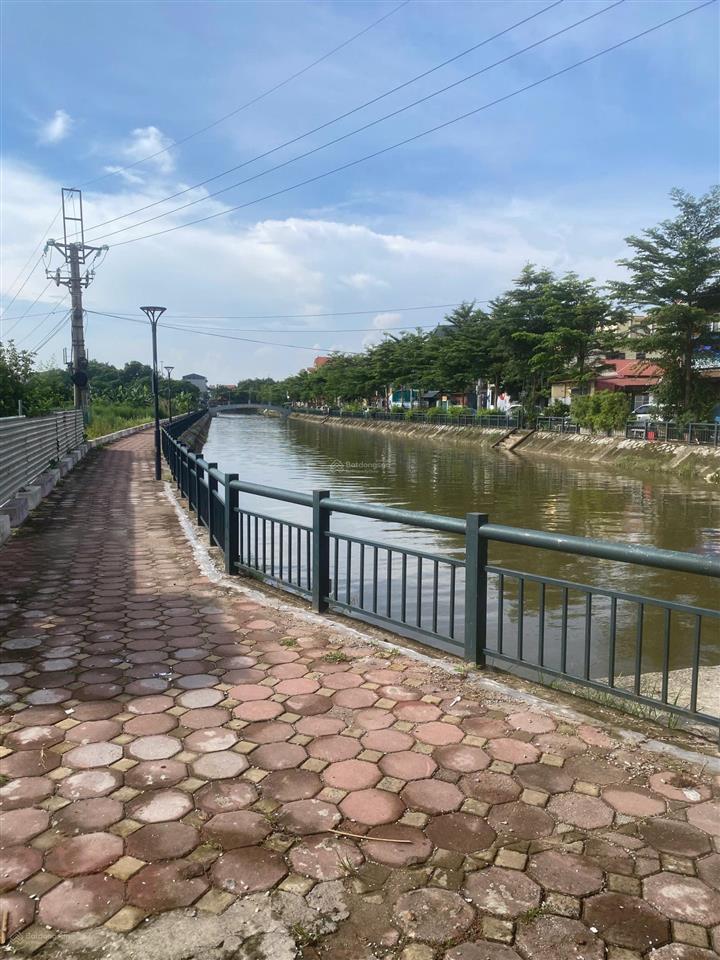 Chủ nhà chuyển vào nha trang bán gấp mảnh đất đông dư  nhỉnh 4 đồng