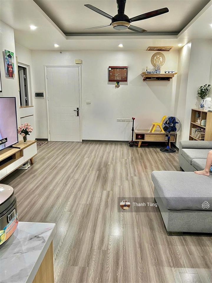 Bán gấp căn chung cư tòa b vinaconex 82m2 sổ hồng, 3 ngủ, 2wc, full nội thất giá 6,2 tỷ