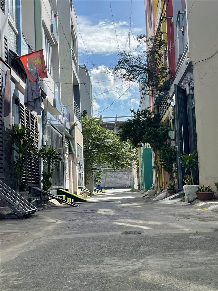 Chính chủ bán đất hẻm ô tô bên cạnh vạn phúc city