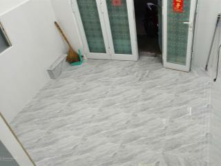 Chính chủ cho thuê nhà sạch đẹp hẻm rộng an ninh