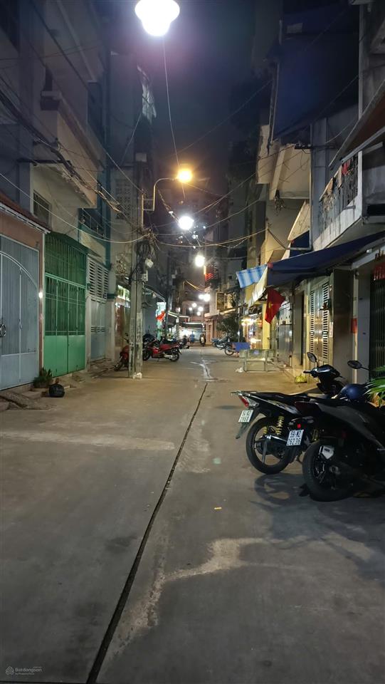 Chính chủ cho thuê nhà sạch đẹp hẻm rộng an ninh