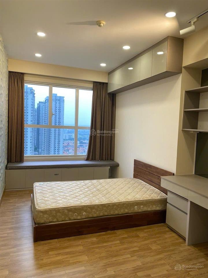 Cho thuê căn hộ 3pn 105m vào ở liền giá 27tr/tháng có nội thất  0937 781 ***