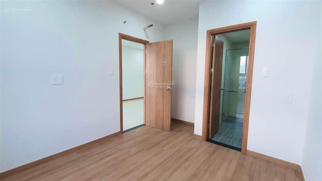 Bán bcons miền đông  liền kề metro số 1 và làng đại học  căn 2pn chỉ 2 tỷ300tr  sẵn hd thuê 7tr