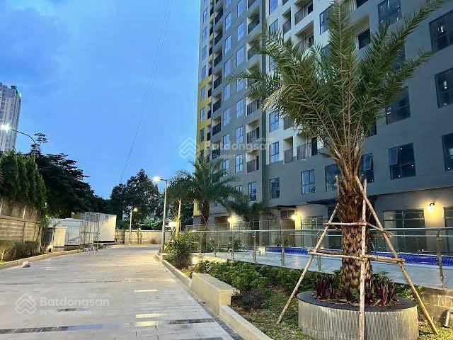 Shophouse  vừa ở vừa kinh doanh được ngay công viên, hồ bơi trung tâm bcons polygon