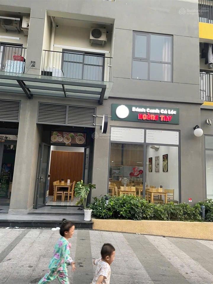 Shophouse  vừa ở vừa kinh doanh được ngay công viên, hồ bơi trung tâm bcons polygon