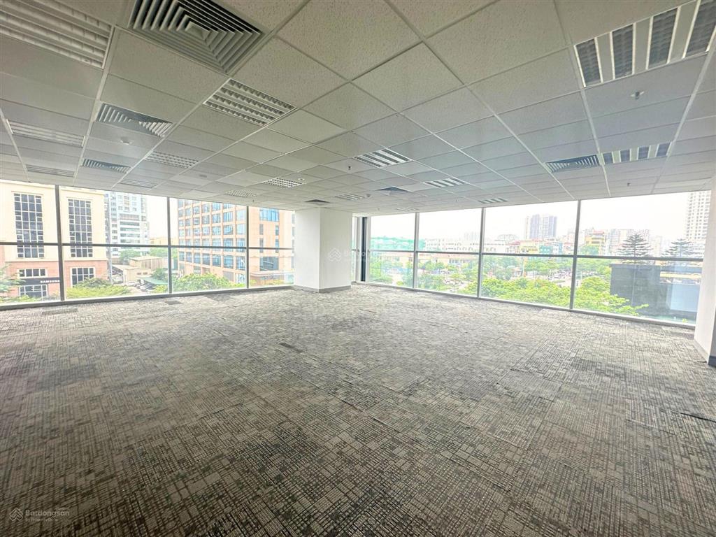 Bql toà nhà cho thuê văn phòng pvi tower phạm văn bạch, cầu giấy, dt 1750m2 có cắt, 420.000 đ/m2/th