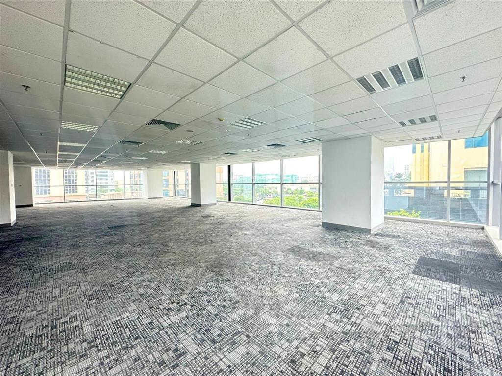 Bql toà nhà cho thuê văn phòng pvi tower phạm văn bạch, cầu giấy, dt 1750m2 có cắt, 420.000 đ/m2/th