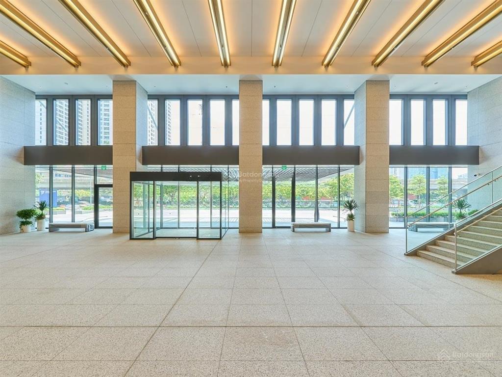 Bql cho thuê văn phòng taisei square hanoi khuất duy tiến, dt 1246m2 có chia lẻ, giá chỉ 525k/m2