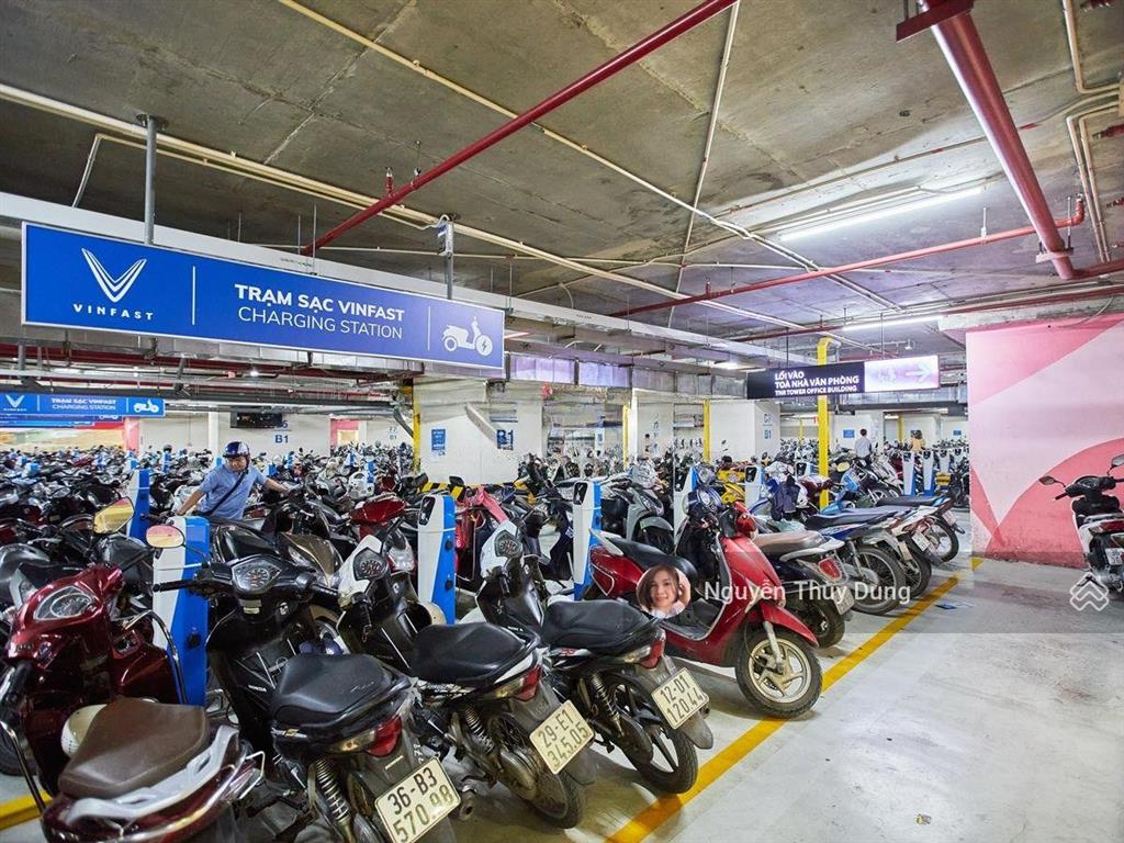 Bql toà nhà cho thuê văn phòng rox tower 54a nguyễn chí thanh, dt 2.400m2 có cắt nhỏ, view siêu đẹp