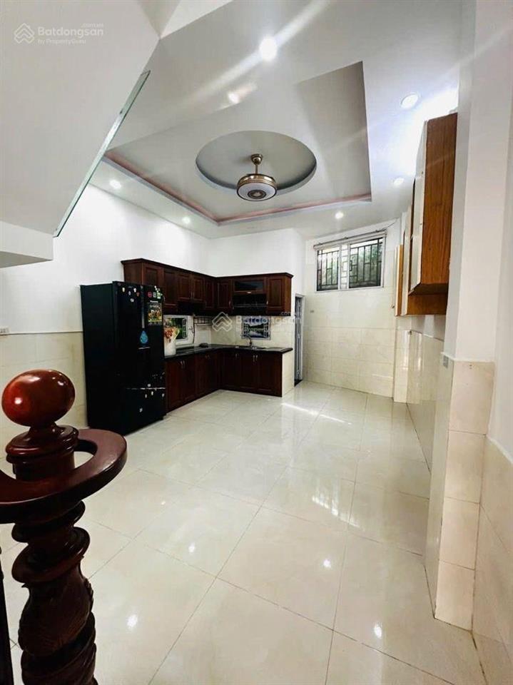 Hàng vip q7  kế đh maketting  nhà 2tầng  ngang chuẩn 4m  hẻm 3gác sát mt  nhỉnh 6tỷ