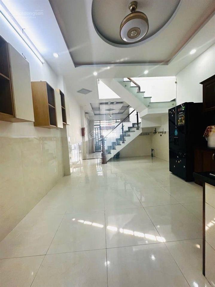Hàng vip q7  kế đh maketting  nhà 2tầng  ngang chuẩn 4m  hẻm 3gác sát mt  nhỉnh 6tỷ