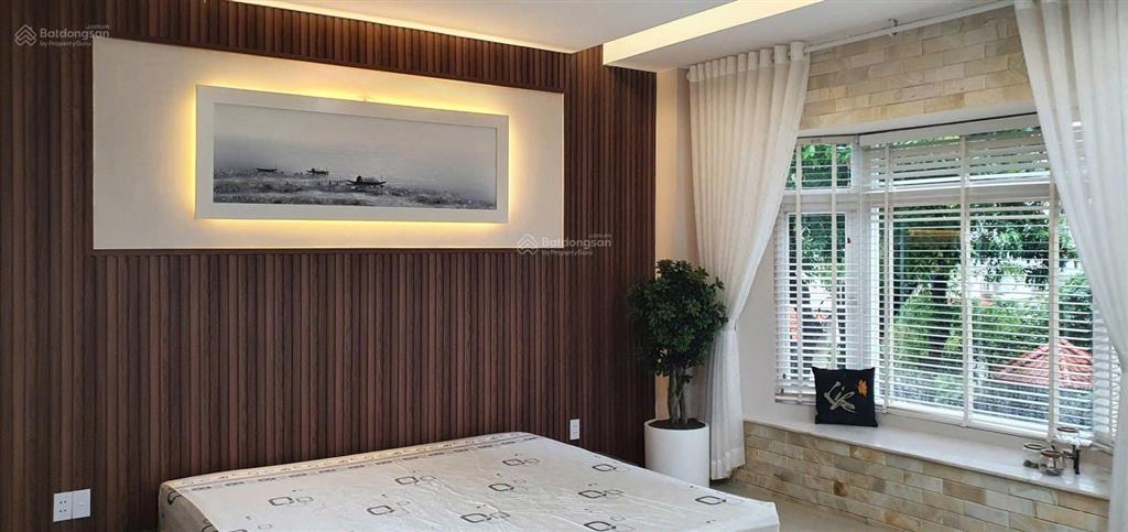 Sang hợp đồng cọc 2th thuê biệt thự mỹ giang  7x18m  3ngủ