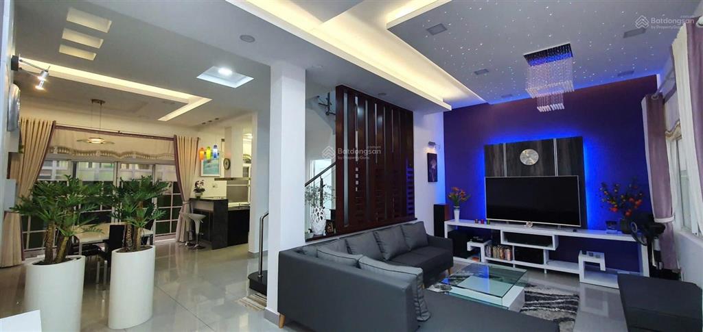 Sang hợp đồng cọc 2th thuê biệt thự mỹ giang  7x18m  3ngủ