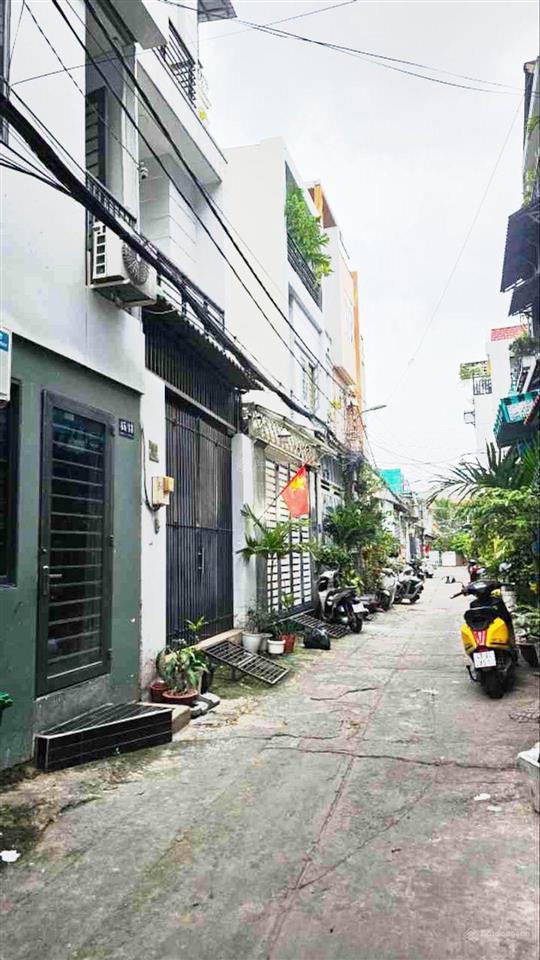 Nhỉnh 6tỷ  nhà 2 tầng  hẻm xe hơi  tân quy  5 phòng ngủ  shr kdc hiện hữu