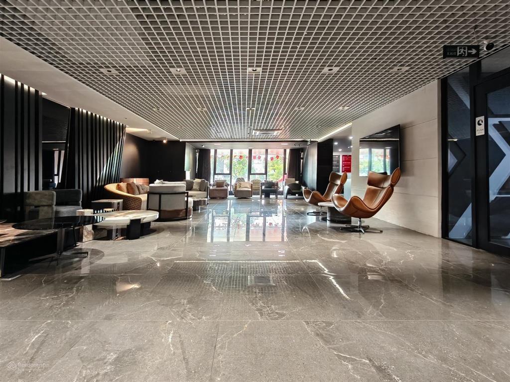 [siêu phẩm 778m2] cho thuê vp full nội thất cao cấp  mt bến vân đồn  có chia nhỏ diện tích