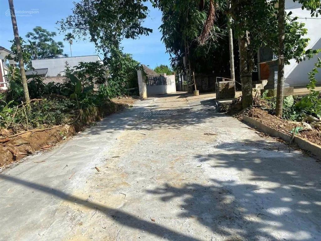 Chính chủ bán 1200m2 đất tại đông xuân, quốc oai, khu dân cư đông đúc, sẵn sổ, gần tuyến metro