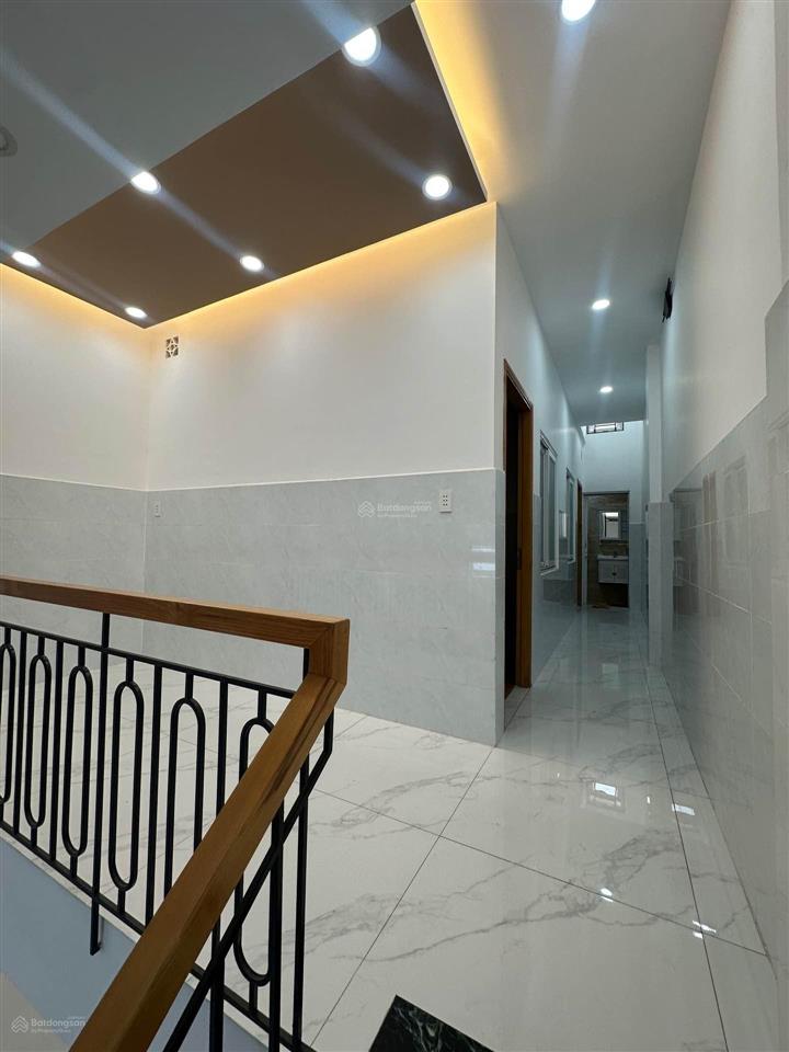 (rẻ  đẹp) bán nhà mới đẹp, hẻm xe tải lạc long quân bảy hiền, 4,4x15m, 9 tỷ