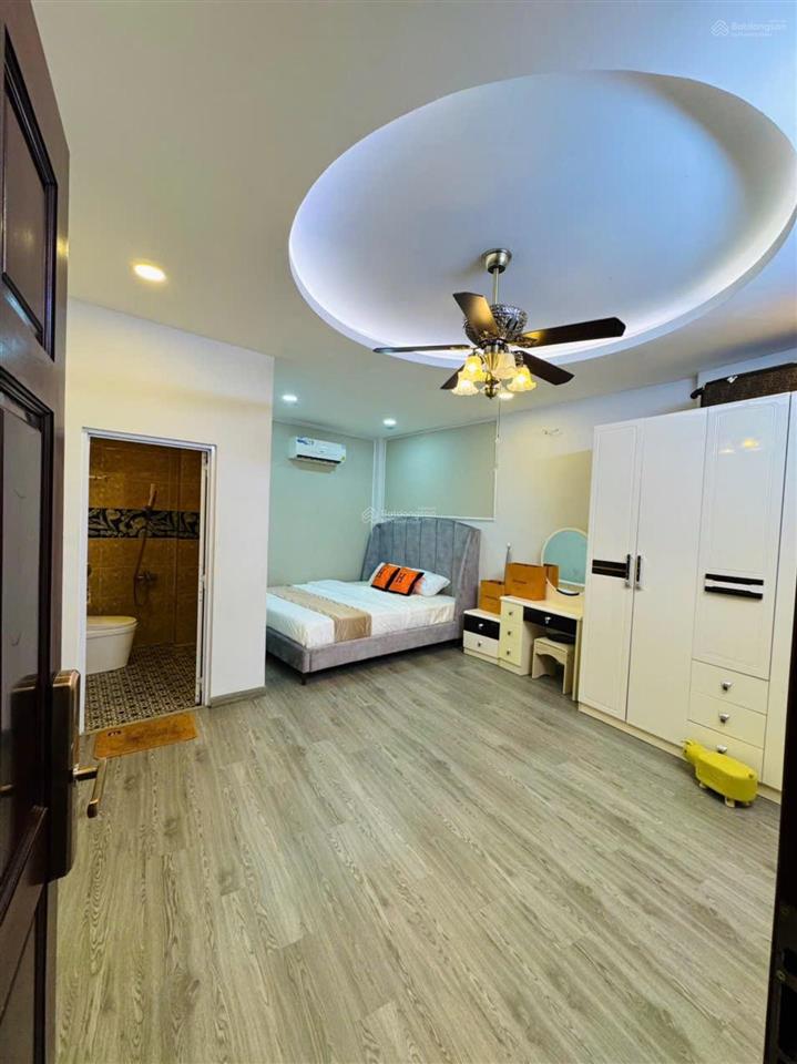 Nhà kiến trúc hiện đại, full nội thất cao cấp cực đẹp, 4,2x11m, ni sư huỳnh liên, nhỉnh 5 tỷ