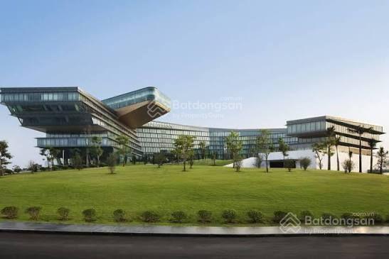 Khu đô thị mễ trì , mặt tiền 4,7m , ô tô vào đỗ tránh thoải mái