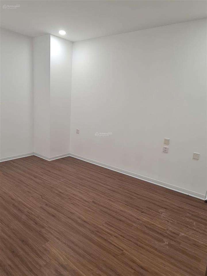 Bán căn hộ chung cư 3pn, 2wc, 85m2, eurowindow river 5.450 tỷ tầng trung, biew thoáng, nguyên bản