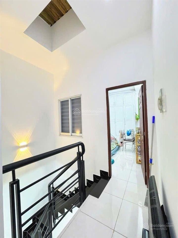 Nhà mới đẹp ngay gò xoài  lô tư đường nhựa ôtô thông