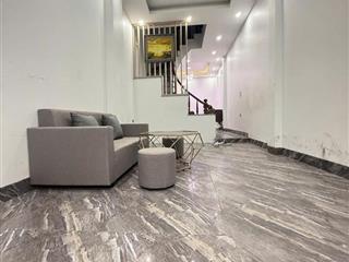 BÁN NHÀ THẠCH BÀN LONG BIÊN 40M2 5 TẦNG GẦN PHỐ GIÁ NHỈNH 7 TỶ