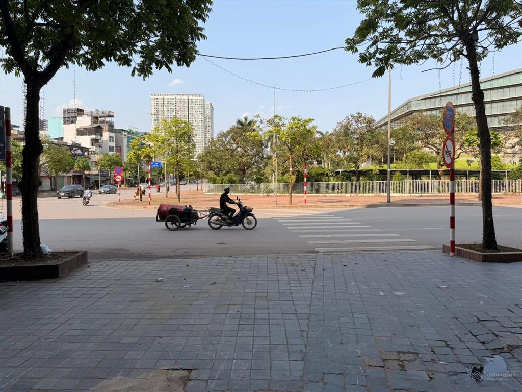 Cho thuê nhà mặt phố miếu đầm  mễ trì | dt70m2 5 tầng | giá 40tr/th