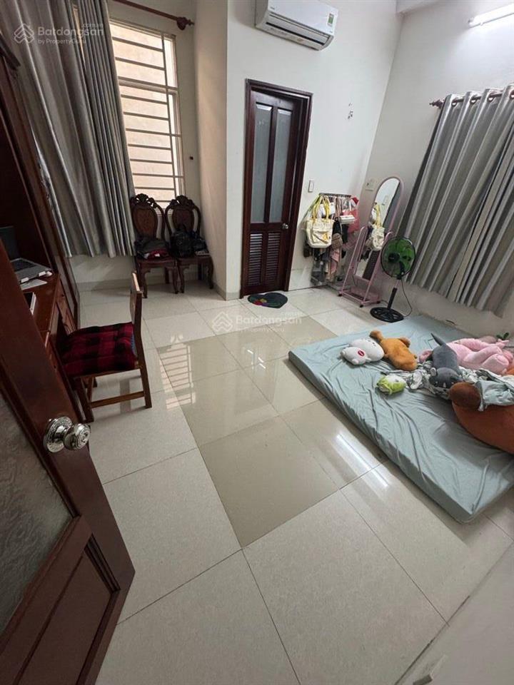 Bán nhà mặt tiền, đường số trục nguyễn văn tăng, long bình. 3 tầng, 86m2, 3pn. chỉ 6.7 tỷ bớt lộc.