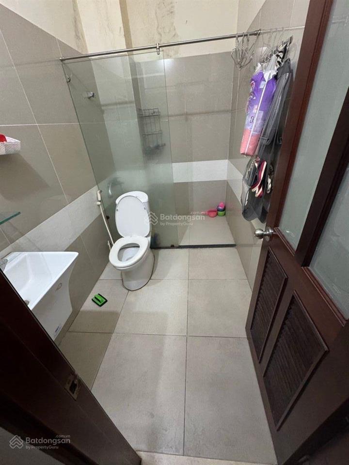 Bán nhà mặt tiền, đường số trục nguyễn văn tăng, long bình. 3 tầng, 86m2, 3pn. chỉ 6.7 tỷ bớt lộc.