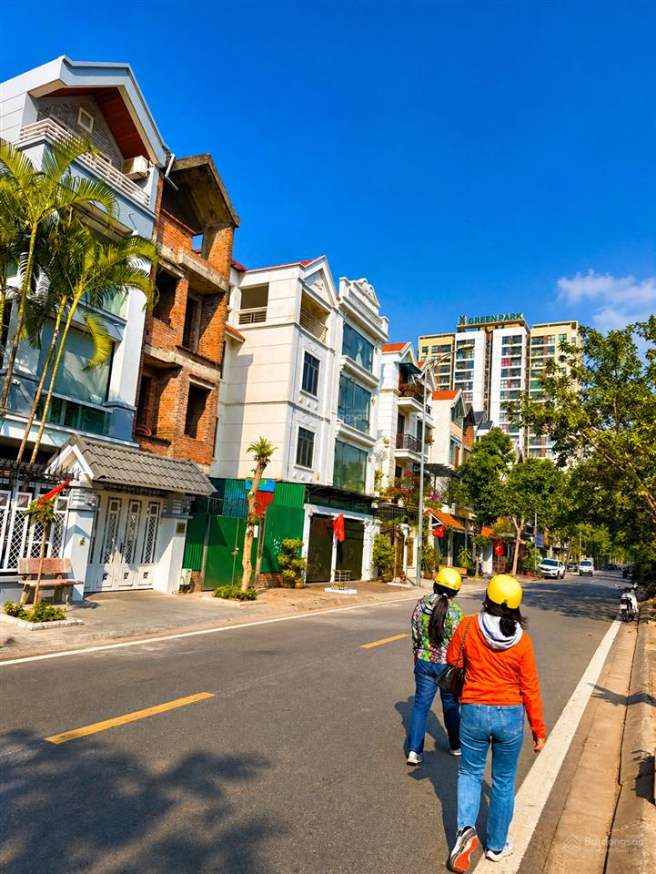 Siêu phẩm biệt thự nhà vườn việt hưng  căn duy nhất còn sót lại dt 120m2 mt 6m 4 tầng xây thô