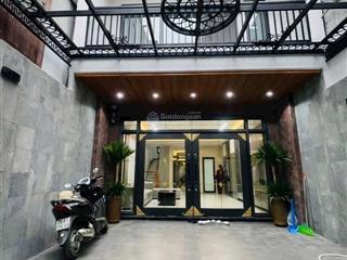 Hiếm nhà đẹp long biên 1 7 tầng thang máy ở & kinh doanh đỉnh  giá 18.x tỷ