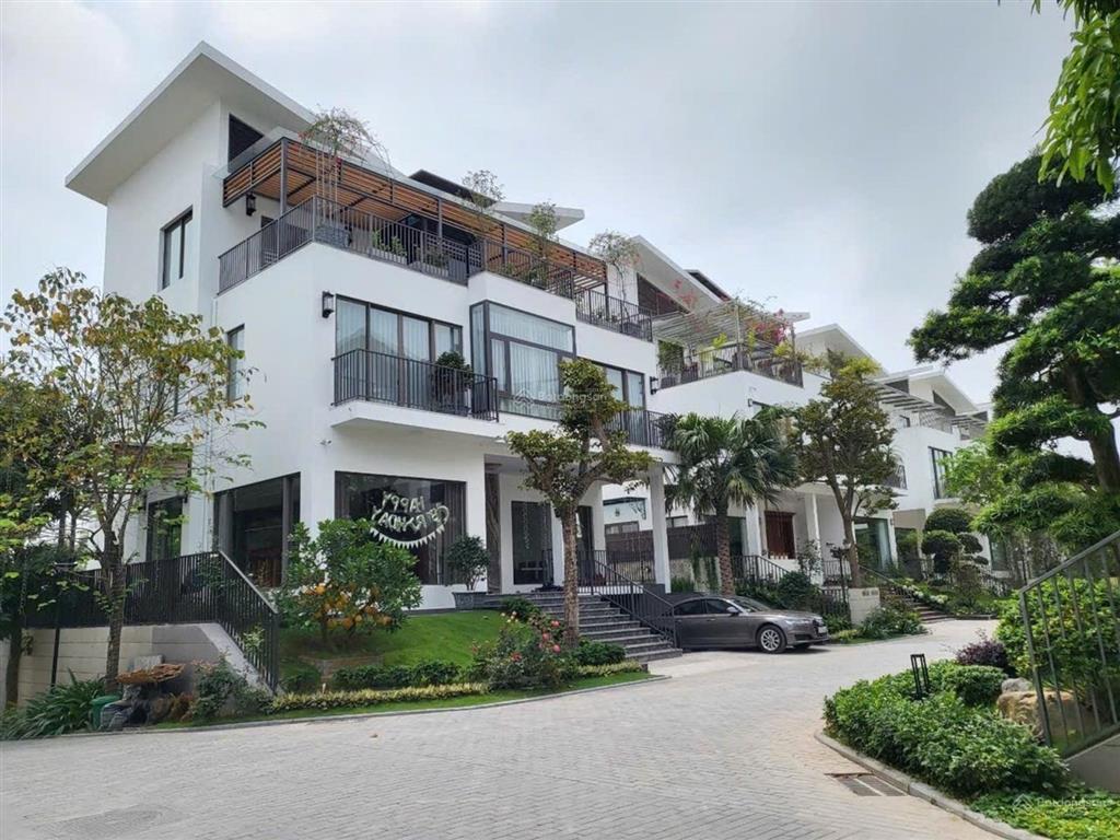 Biệt thự khai sơn hill  lô góc 3 mặt tiền  4 tầng nổi 1 hầm biểu tượng của giới thành đạt