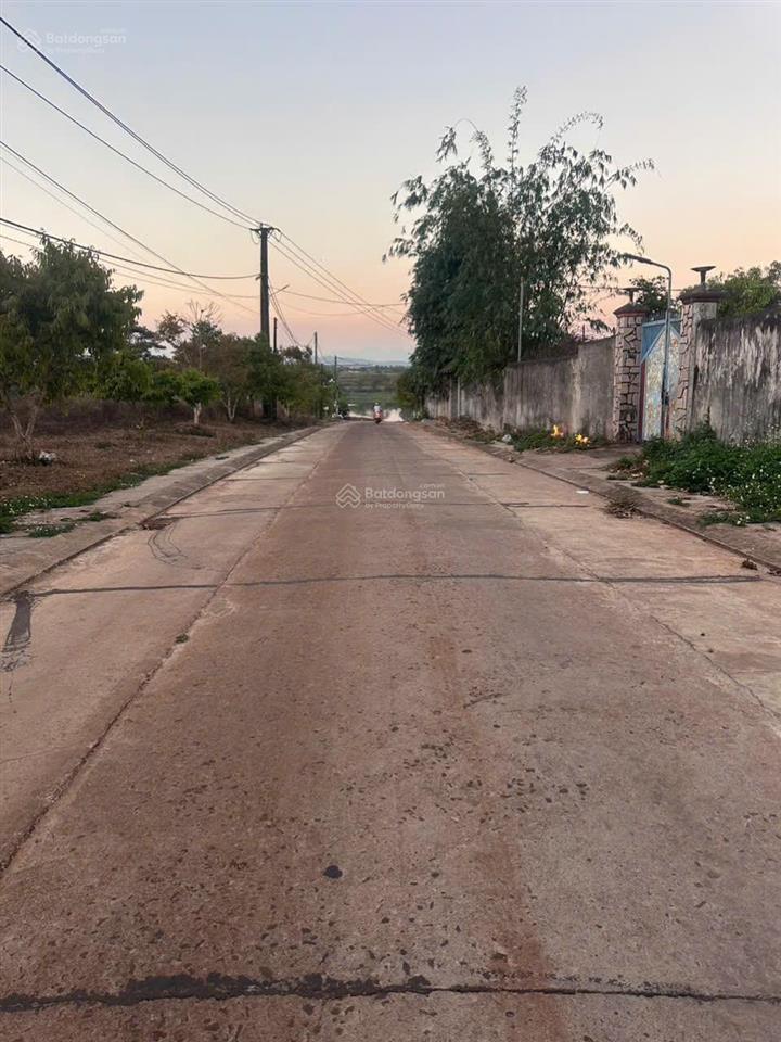 Bán đất tại hẻm, ngô quyền, p pleiku, giá tốt 1,32 tỷ, 300m2